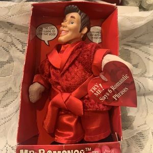 Rare Mr.Romance says 6 romantic phrases.